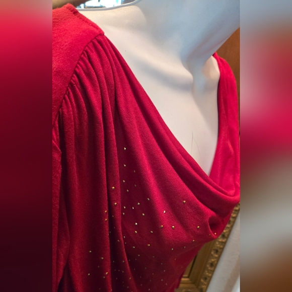 Avon Red Rusched Drape Blouse with Gold Accents SzL NWOT - Picture 9 of 9